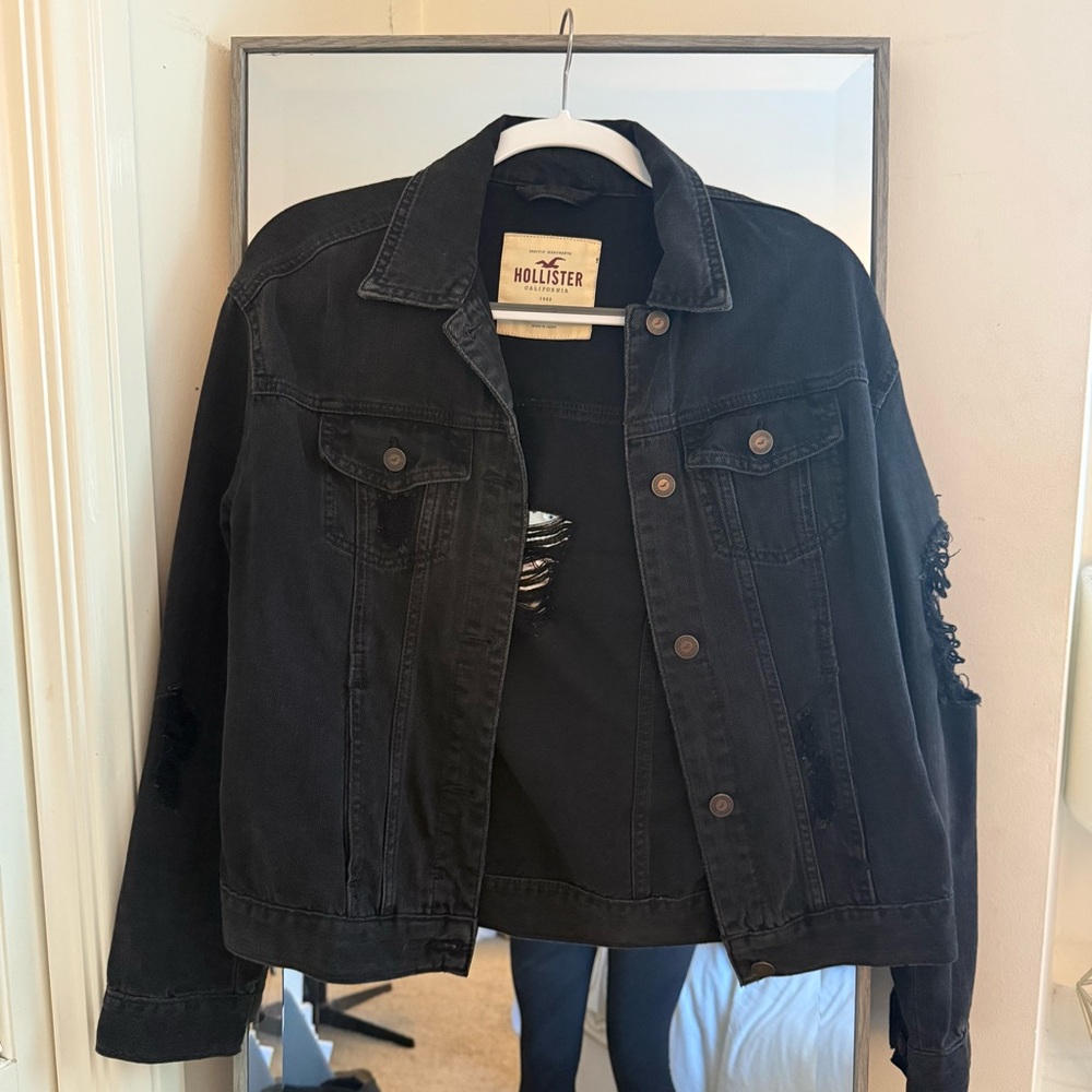Hollister Women's Black Denim Jacket